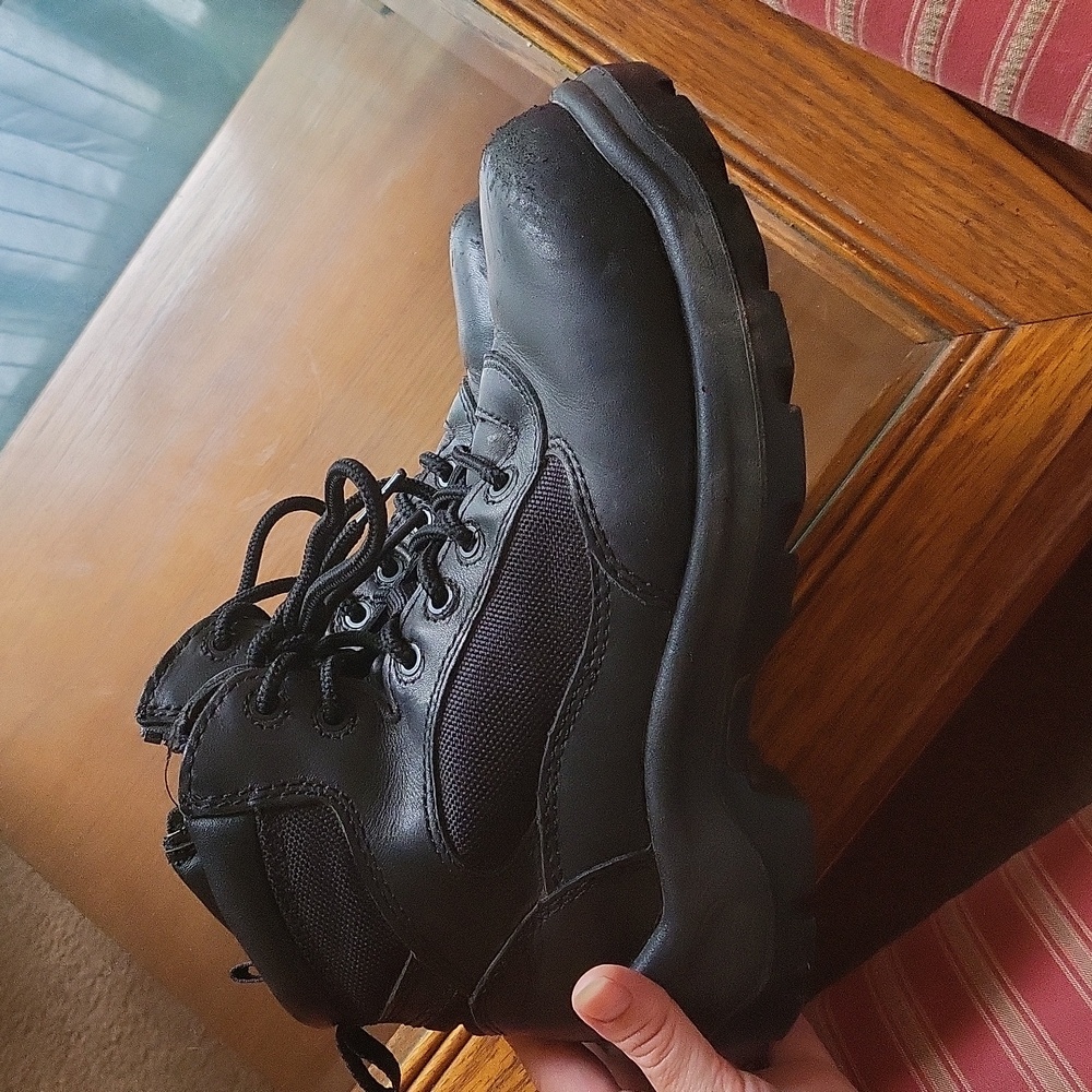 Size 6 mens composite toe work boots